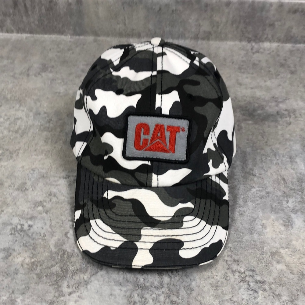 Caterpillar baseball cap 🧢